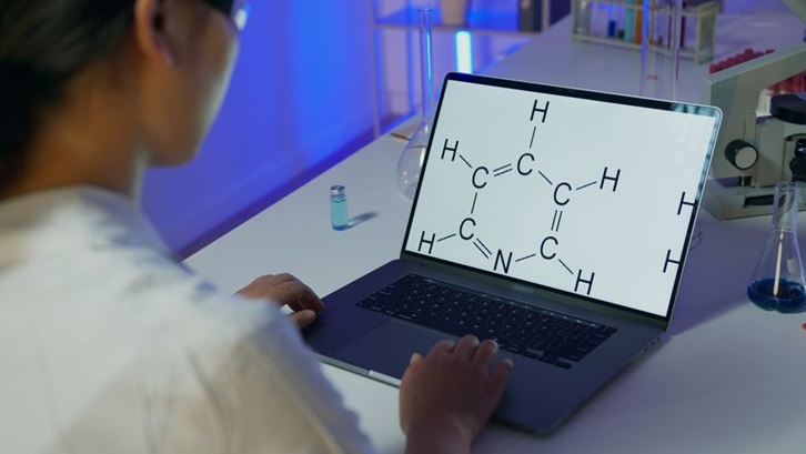 What Triple Receptor Agonism Actually Changes in Peptide Research